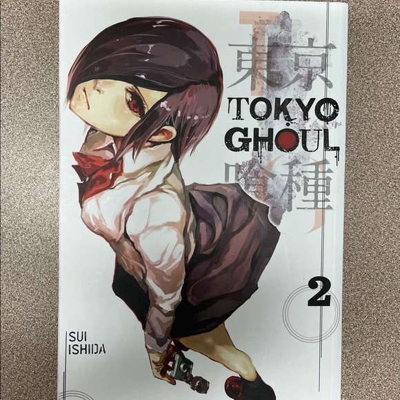Volumes 1 & 2 Tokyo Ghoul manga - Picture 4 of 5